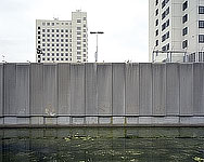 Perimeter wall